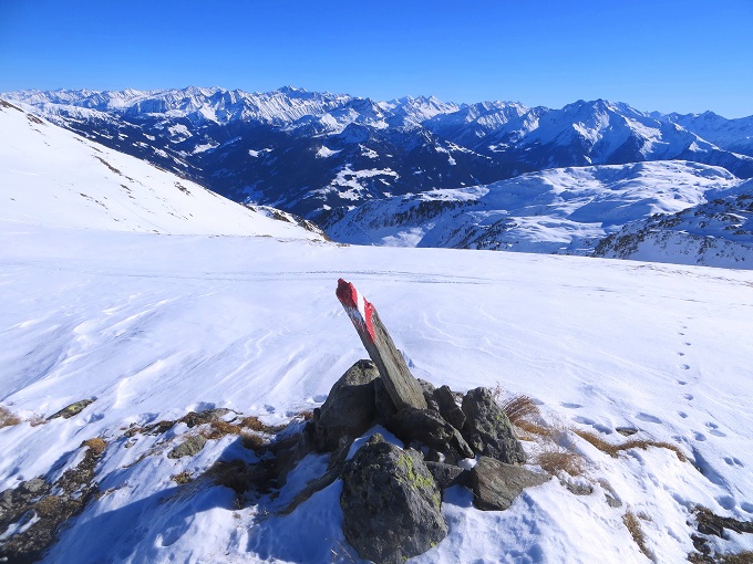 Foto: Andreas Koller / Skitour / Über die Viertelalmen zum Marchkopf (2499m) / 17.05.2025 19:17:27