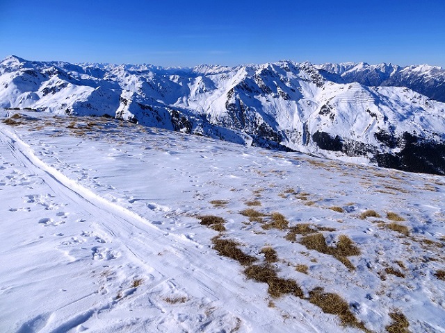 Foto: Andreas Koller / Skitour / Über die Viertelalmen zum Marchkopf (2499m) / 17.05.2025 19:17:07