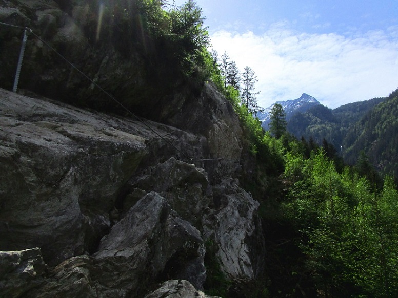 Foto: Andreas Koller / Klettersteigtour / Blausee Klettersteig (1015m) / 19.05.2025 23:12:22