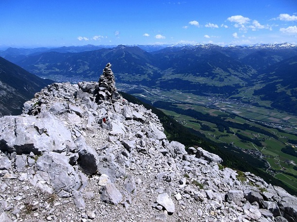 Foto: Andreas Koller / Klettersteigtour / Felix Kuen Klettersteig auf den Hundskof (2243m) / 04.06.2025 01:10:18