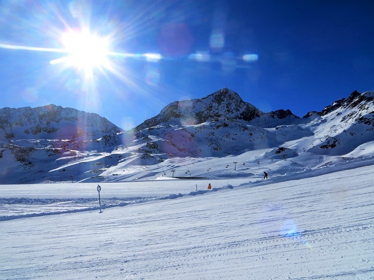 Foto: Andreas Koller / Skitour / Tour in die Daunscharte (3159m) / 13.06.2025 01:05:58