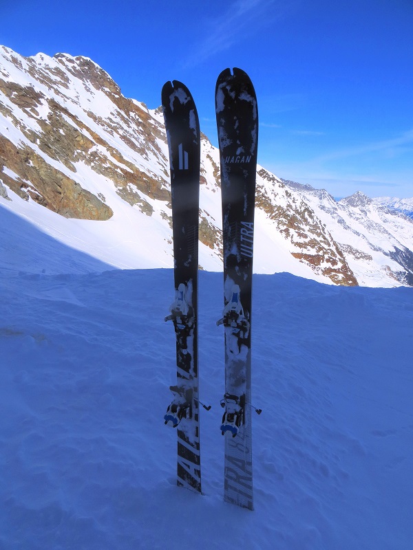 Foto: Andreas Koller / Skitour / Tour in die Daunscharte (3159m) / Wieder beim Skidepot / 13.06.2025 01:01:39