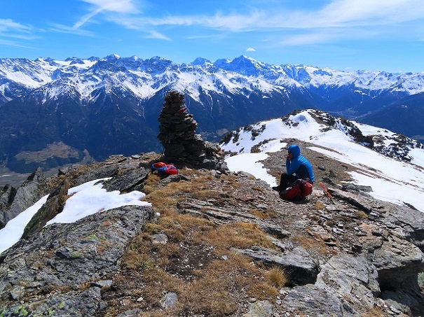 Foto: Andreas Koller / Wandertour / Kammtour zum Schwarzen Knott (2811m) / Steinmann am Schwarzen Knott / 15.06.2025 16:42:55