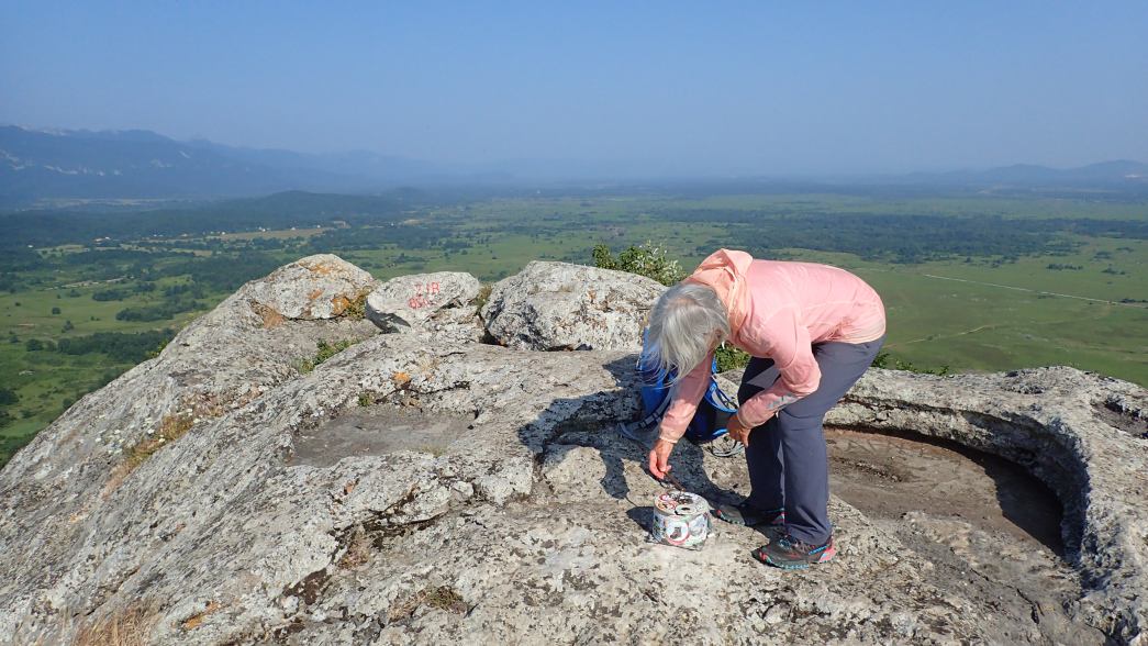 Foto: Manfred Karl / Wandertour / Auf den Zir (850 m) – Inselberg im Licko Polje / 30.07.2025 09:46:55