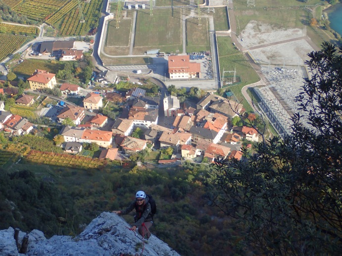 Foto: Manfred Karl / Klettertour / Due laghi, Via “Lo spigolo nascosto” / Vor dem letzten Standplatz / 30.07.2025 15:58:14