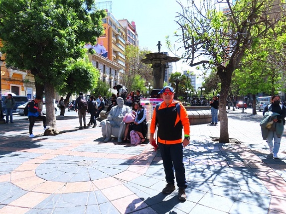 Foto: Andreas Koller / Wandertour / Mirador Killi Killi in La Paz (3732m) / Av. 16 de Julio / 09.10.2025 01:15:15