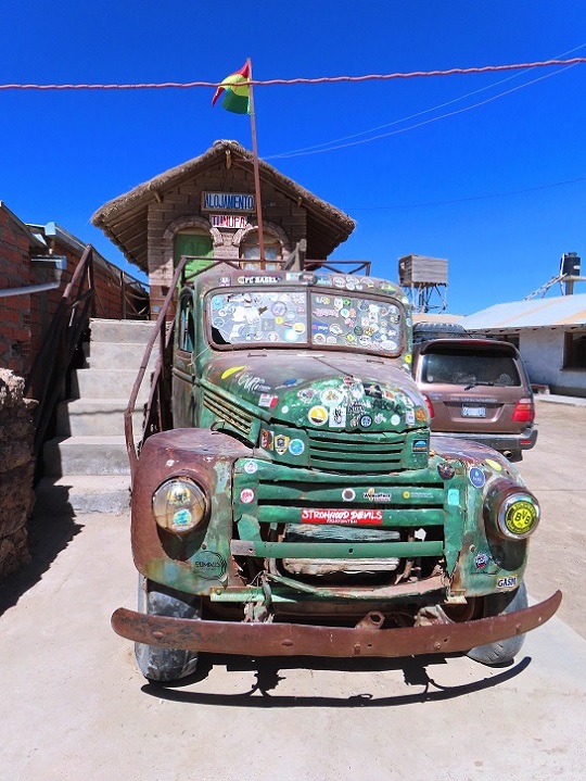 Foto: Andreas Koller / Wandertour / Salar de Uyuni (3650m) / Eingang zur Salar de Uyuni via Colchani / 24.10.2025 00:39:10