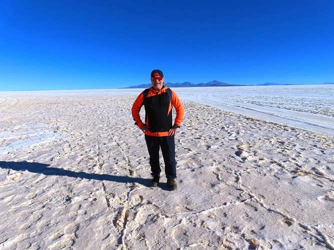 Foto: Andreas Koller / Wandertour / Salar de Uyuni (3650m) / Warten auf den Sonnenuntergang / 24.10.2025 00:33:25