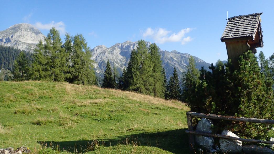 Foto: Manfred Karl / Wandertour / Über die Karalm auf die Koreinhöhe (1845 m) / Karalmriedel / 01.11.2025 18:57:19