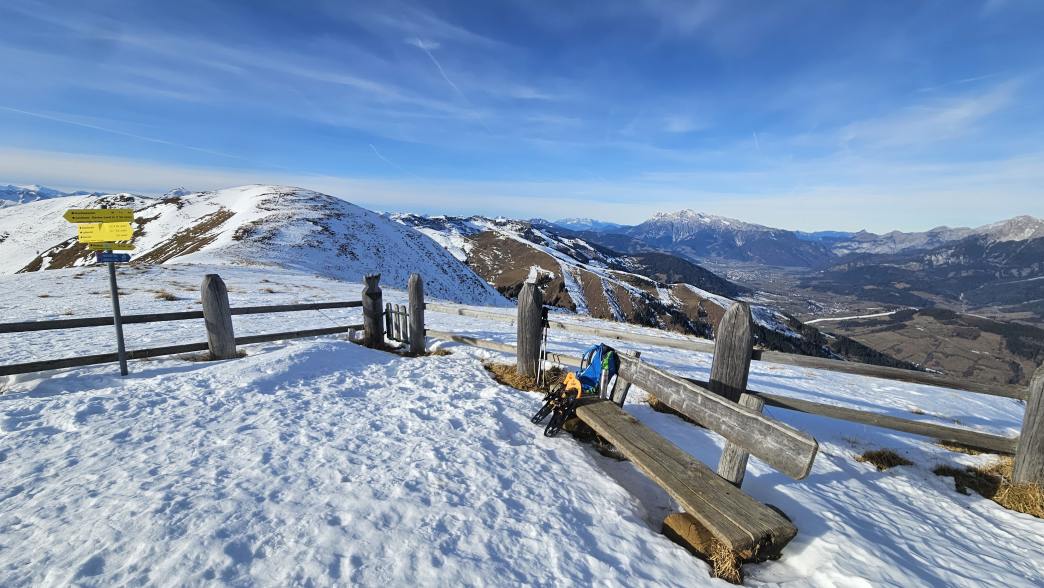 Foto: Manfred Karl / Schneeschuhtour / Mit Schneeschuhen auf den Klingspitz (1988 m) und Hochkasern (2017 m) / Am Klingspitz / 08.05.2026 16:23:47