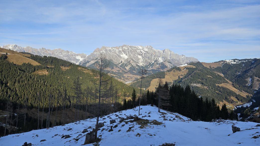Foto: Manfred Karl / Schneeschuhtour / Mit Schneeschuhen auf den Klingspitz (1988 m) und Hochkasern (2017 m) / 08.05.2026 16:19:11