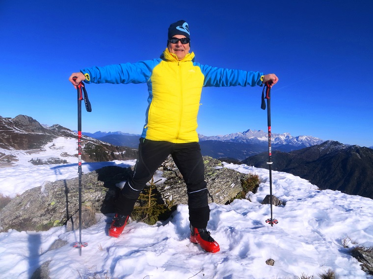 Foto: Andreas Koller / Skitour / Pistenskitour Mooskopf (1961m) / Am Gipfel des Mooskopf / 20.05.2026 00:53:33