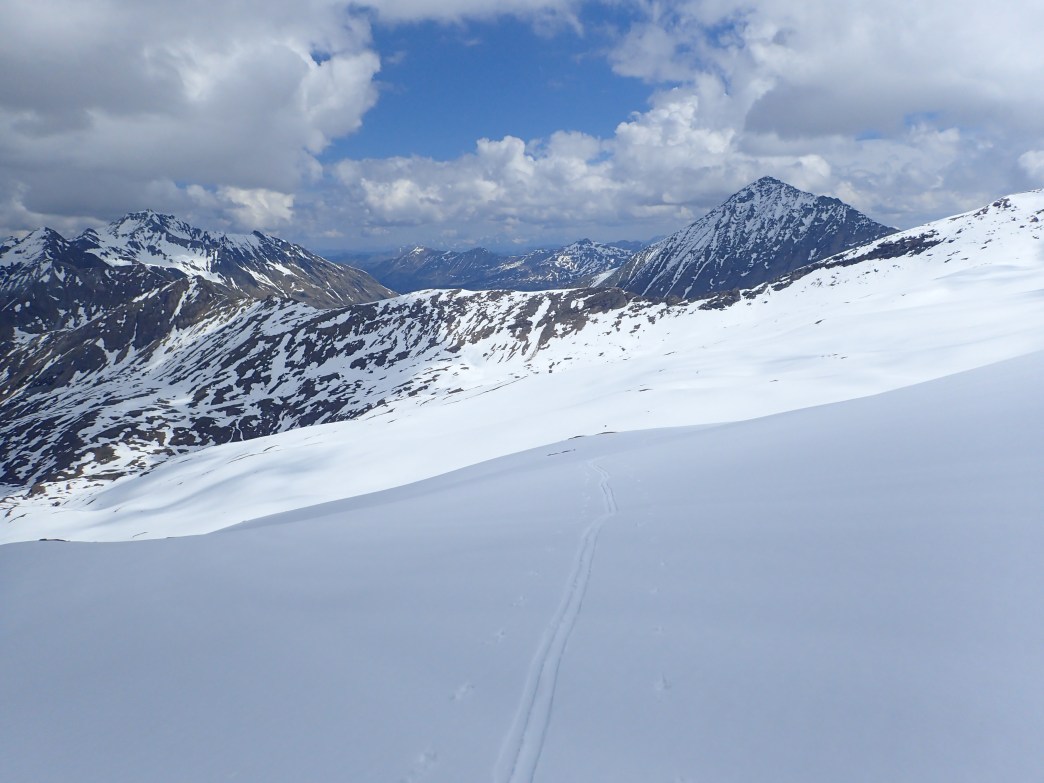 Foto: Manfred Karl / Skitour / Noespitze (3005 m) und Herbertturm (2971 m) aus dem Seidlwinkltal / 23.06.2026 14:50:09
