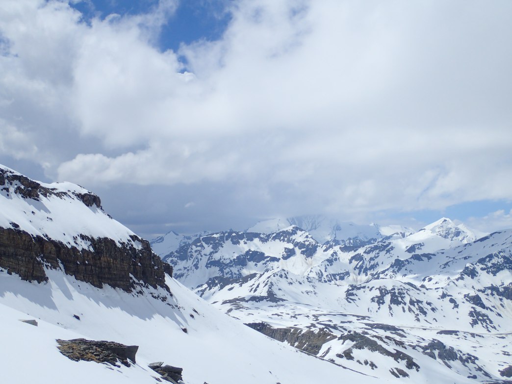 Foto: Manfred Karl / Skitour / Noespitze (3005 m) und Herbertturm (2971 m) aus dem Seidlwinkltal / 23.06.2026 14:42:24