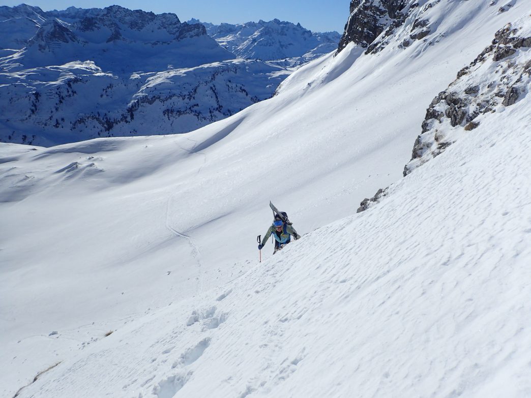 Foto: Manfred Karl / Skitour / Widderstein Ostgratscharte (2345 m) – Geißhorn (2366 m) / In der Steilstufe / 23.06.2026 11:27:23