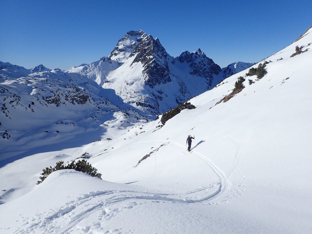 Foto: Manfred Karl / Skitour / Widderstein Ostgratscharte (2345 m) – Geißhorn (2366 m) / 23.06.2026 11:15:59