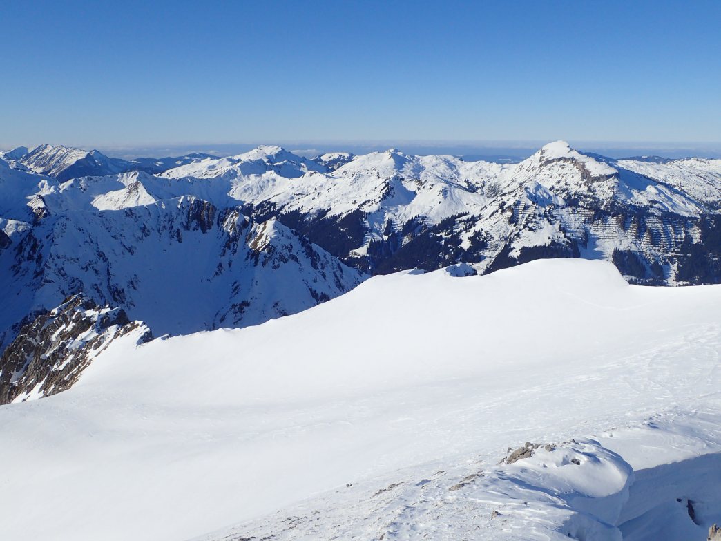 Foto: Manfred Karl / Skitour / Widderstein Ostgratscharte (2345 m) – Geißhorn (2366 m) / 23.06.2026 11:14:35