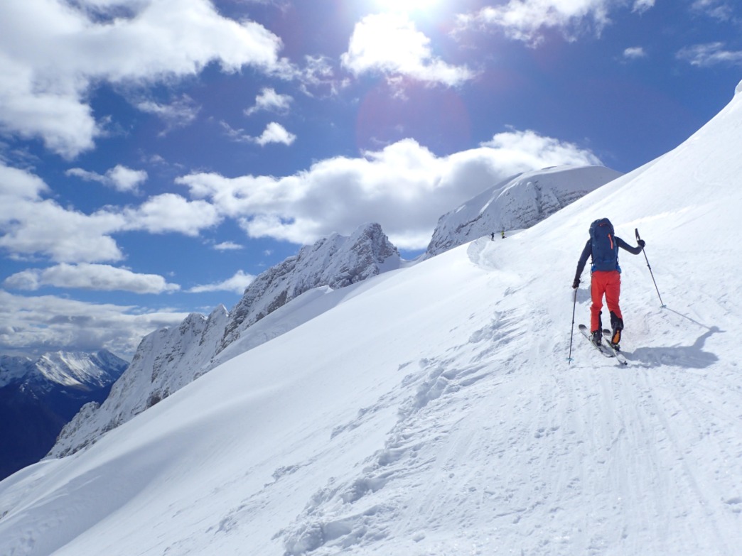 Foto: Manfred Karl / Skitour / Prestreljenik Fenster (2391 m) – Sella Ursic (2280 m) / Aufstieg zur Sella del Forato / 23.06.2026 12:23:50