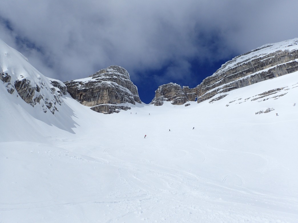 Foto: Manfred Karl / Skitour / Prestreljenik Fenster (2391 m) – Sella Ursic (2280 m) / Südabfahrt vom okno / 23.06.2026 12:17:23