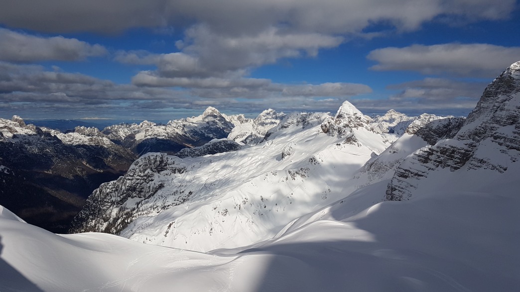 Foto: Manfred Karl / Skitour / Prestreljenik Fenster (2391 m) – Sella Ursic (2280 m) / 23.06.2026 11:40:08