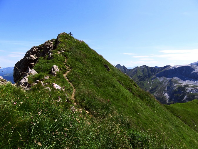 Foto: Andreas Koller / Wandertour / Panoramarunde über Tschagguns (2334m) / Nicht mehr weit zum Gipfel / 24.06.2026 02:11:15