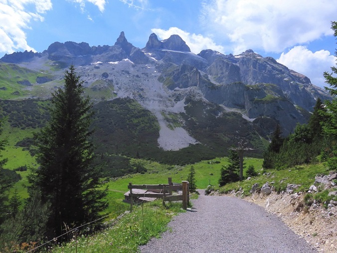 Foto: Andreas Koller / Wandertour / Panoramarunde über Tschagguns (2334m) / 24.06.2026 02:07:30