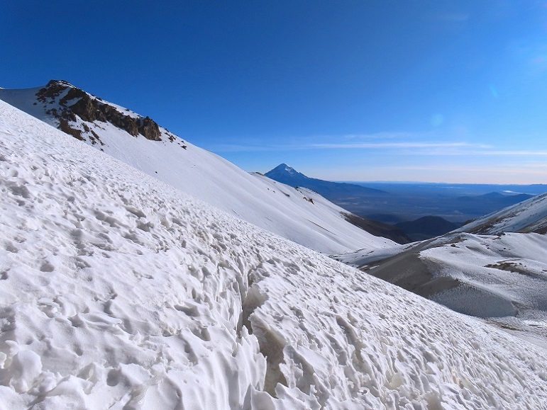 Foto: Andreas Koller / Wandertour / Cerro Acotango (6052m) / 11.07.2026 02:09:32