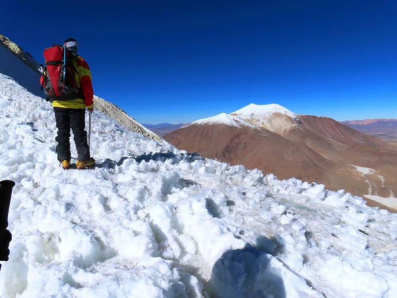 Foto: Andreas Koller / Wandertour / Cerro Acotango (6052m) / 11.07.2026 02:09:10