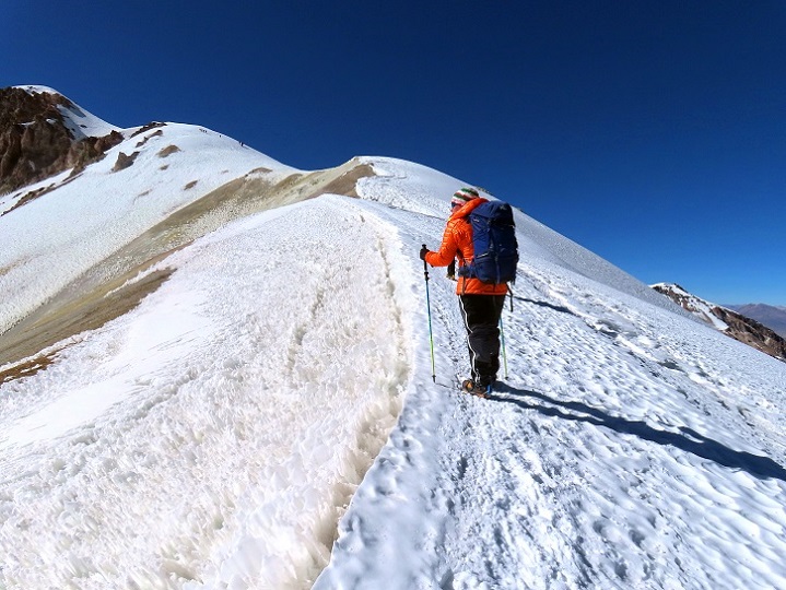 Foto: Andreas Koller / Wandertour / Cerro Acotango (6052m) / 11.07.2026 02:08:16