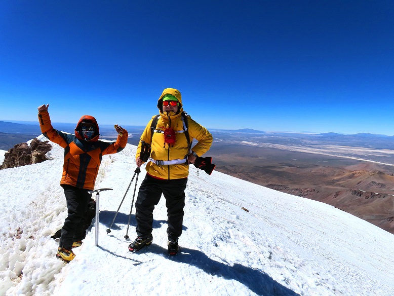 Foto: Andreas Koller / Wandertour / Cerro Acotango (6052m) / 11.07.2026 02:07:06