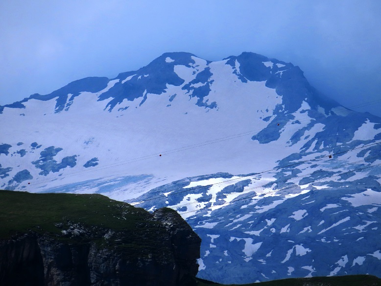 Foto: Andreas Koller / Wandertour / Aussichtsberg Petit Mont Bovin (2412m) / Wildhorn (3248m) / 11.08.2026 22:51:55