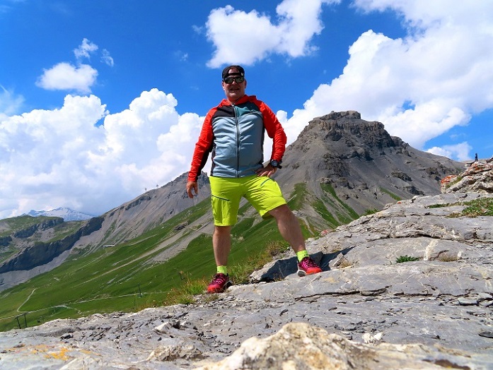 Foto: Andreas Koller / Wandertour / Aussichtsberg Petit Mont Bovin (2412m) / Bereit für den Abstieg vom Petit Mont Bovin / 11.08.2026 22:50:34