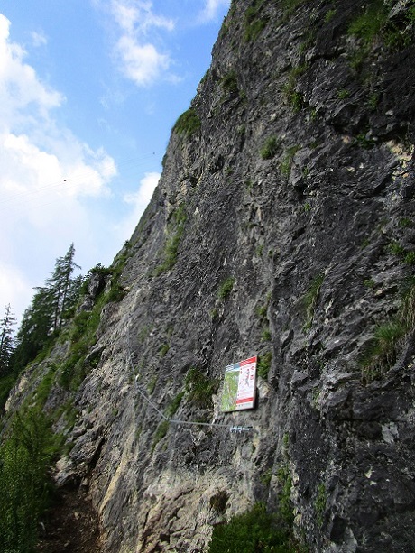 Foto: Andreas Koller / Klettersteigtour / Via ferrata Les Cordes und Pre Janin (2180m) / Einstieg / 14.08.2026 19:53:05