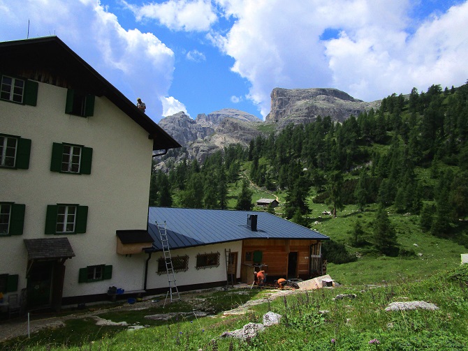 Foto: Andreas Koller / Klettersteigtour / Via ferrata Les Cordes und Pre Janin (2180m) / Gardenacia Hütte / 14.08.2026 19:50:08