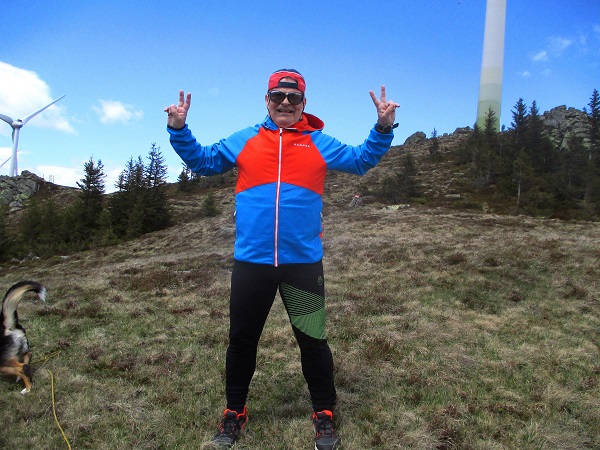 Foto: Andreas Koller / Wandertour / Gemütliche Wanderung auf den Glashüttenkogel (1762m) / Rast etwas abseits der Windräder / 21.09.2026 22:30:22