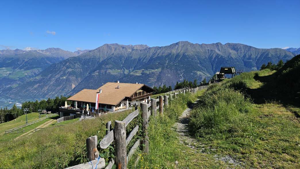 Foto: Manfred Karl / Wandertour / Hoher Dieb (2730 m) von der Tarscher Alm / Berggasthof Tarscher Alm / 22.09.2026 20:01:03