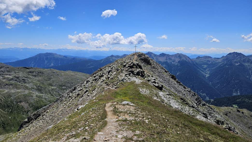 Foto: Manfred Karl / Wandertour / Hoher Dieb (2730 m) von der Tarscher Alm / Südgipfel = Ultener Hoher Dieb / 22.09.2026 19:58:38