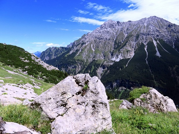 Foto: Andreas Koller / Wandertour / Mottakopf - Wächter über dem Brandnertal (2176m) / 30.09.2026 22:23:13