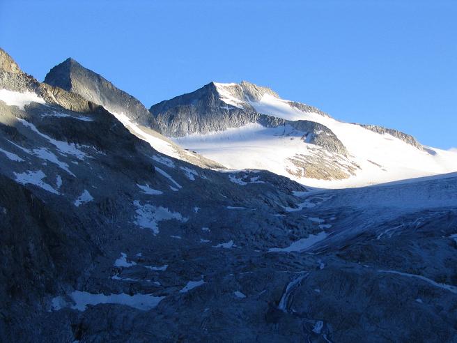 Foto: Andreas Koller / Wandertour / Cresta Croce und Cannone 149 (3330 m) / Cresta Croce im Morgenlicht / 15.05.2007 23:38:02
