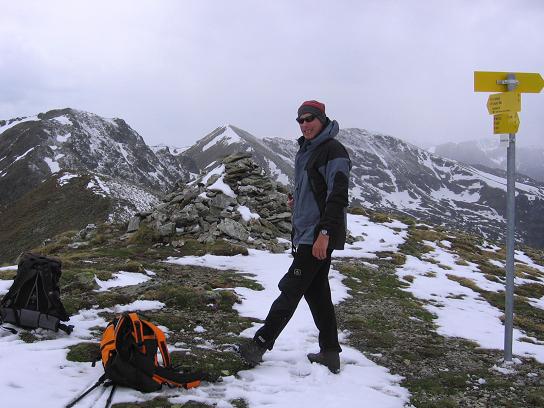 Foto: Andreas Koller / Wandertour / Lattersteig und sechs Gipfel (2320 m) / Von der Lattersteighöhe hat man gute Einblicke in den Lattersteig / 22.04.2007 22:16:01
