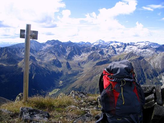 Foto: Andreas Koller / Wandertour / Rupprechtseck - Runde (2591 m) / Blick vom Dachleiteck nach W / 29.04.2007 23:55:16