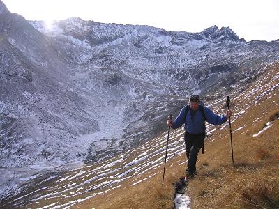 Foto: Andreas Koller / Wandertour / Lanisch Seen und Oblitzen (2658 m) / Auf schmalem Gamssteiglein auf die Oblitzen / 09.01.2007 01:43:33