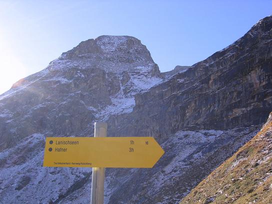 Foto: Andreas Koller / Wandertour / Lanisch Seen und Oblitzen (2658 m) / Gut beschriftete Steige / 27.04.2007 22:56:57