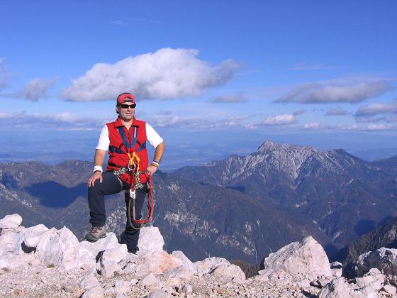 Foto: Andreas Koller / Wandertour / Spik - Überschreitung (2473 m) / Am Gipfel des Spik gegen den Wörthersee / 26.04.2007 22:41:19