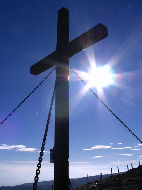 Foto: Andreas Koller / Wandertour / Vom Klippitztörl über die Große Saualpe (2079 m) / Gipfelkreuz am Geier Kogel / 26.04.2007 21:42:52