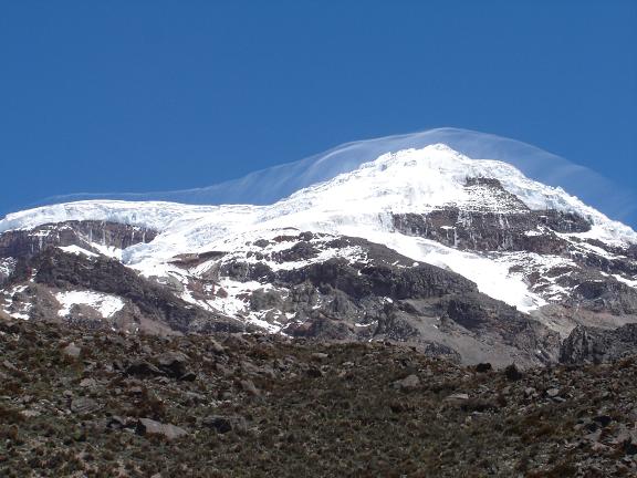 Foto: Andreas Koller / Wandertour / Chimborazo - König der Anden Ecuadors (6310 m) / Der Chimborazo von SW / 19.02.2007 00:12:32