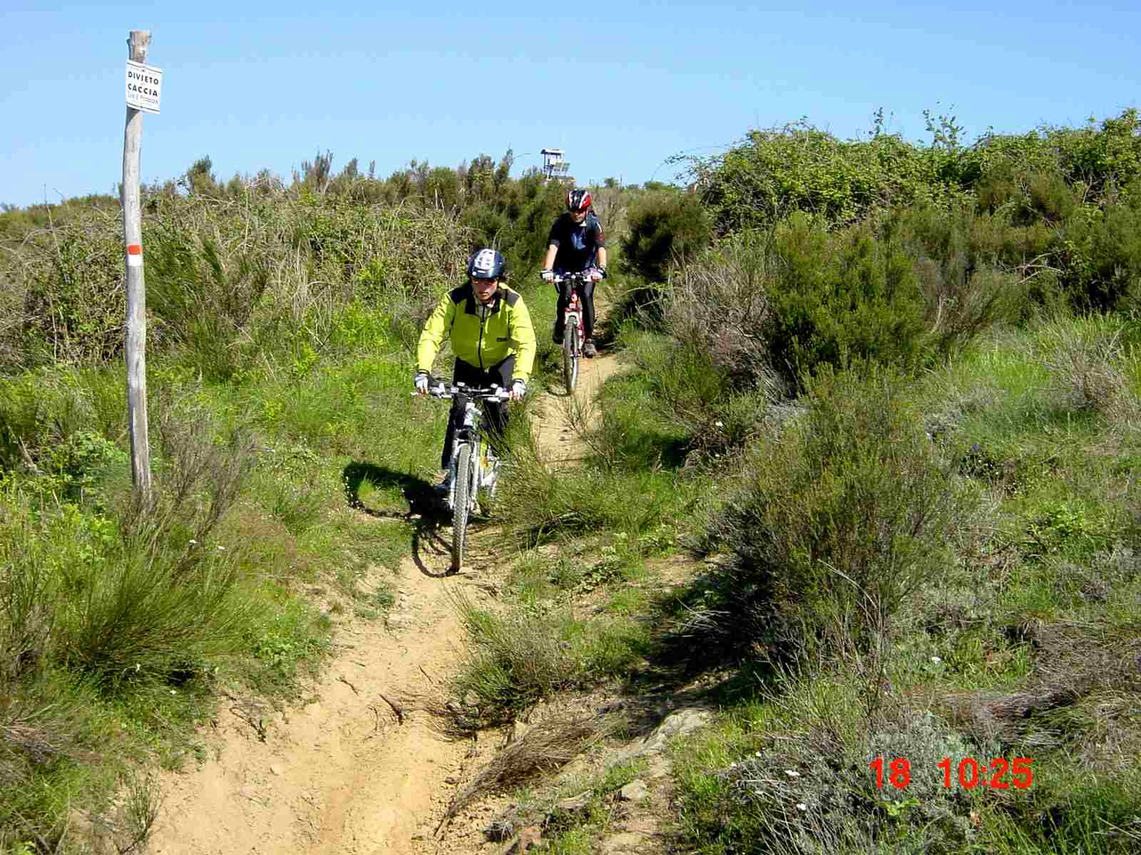 Foto: Manfred Karl / Mountainbiketour / Monte Ginezzo, 928 m / Abfahrt vom Ginezzo / 20.06.2007 06:17:47