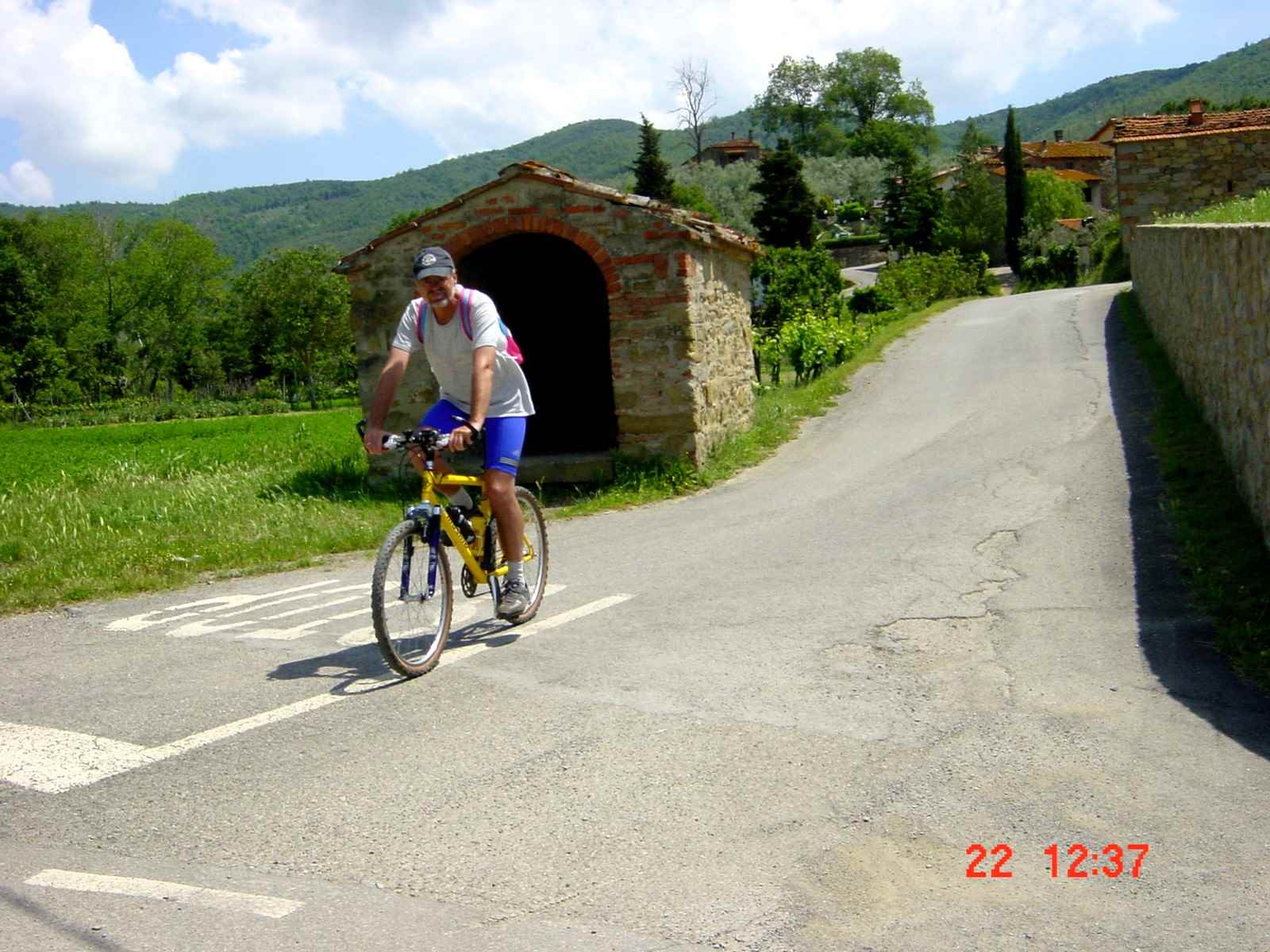 Foto: Manfred Karl / Mountainbiketour / Monte Castel Giudeo, 1037 m / Kurz vor Castiglion Fiorentino / 20.06.2007 06:24:44