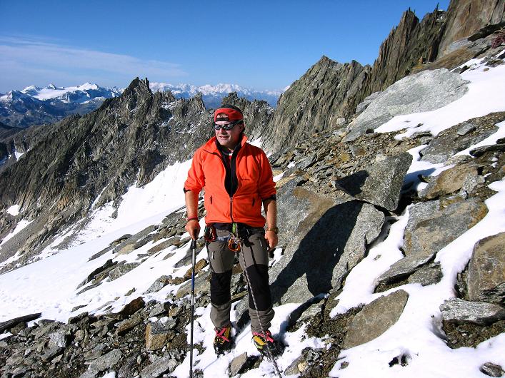 Foto: Andreas Koller / Wandertour / Über den SO-Sporn auf den Galenstock (3586m) / Am SO-Sporn beim Einstieg in die Felskletterei / 01.09.2007 13:20:16