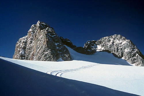 Foto: Willi Schnöll, Bernhard Berger / Skitour / Über den Rumpler auf den Hohen Dachstein (2995m) / 27.12.2006 18:36:46